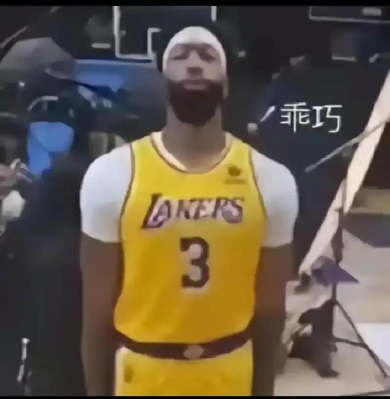 浓眉哥连续七场比赛得分超过逆转，湖人挑战极限！
