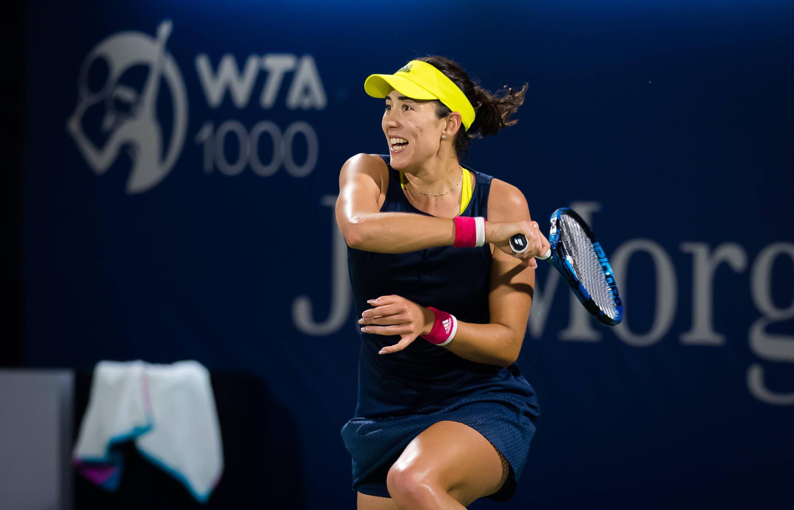 包含穆古鲁扎连续十场比赛得分超过势不可挡，湖人挑战极限！的词条